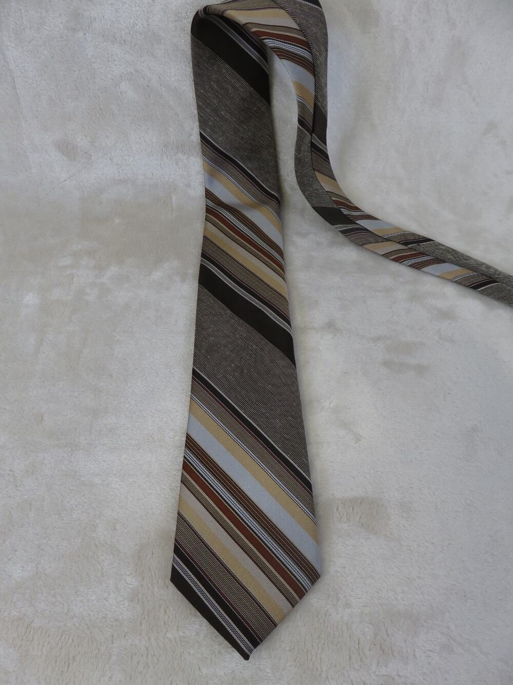 Don Loper Beverly Hills Striped Polyester Men’s Neck Tie 3" x 54"